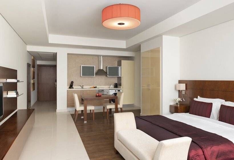 استودیوی لوکس, Fraser Suites Doha
