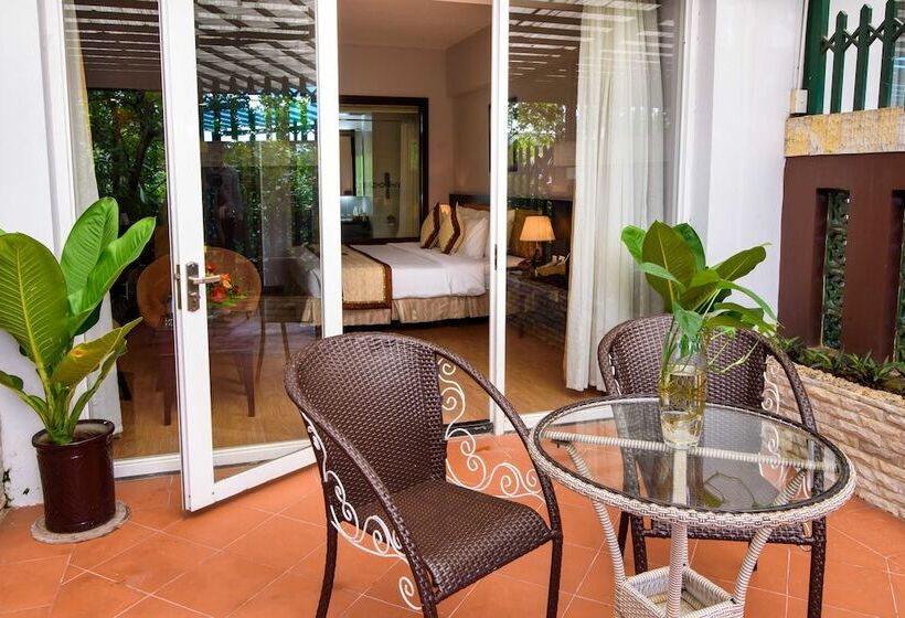 اتاق لوکس با چشم‌انداز باغ, Mondial Hotel Hue
