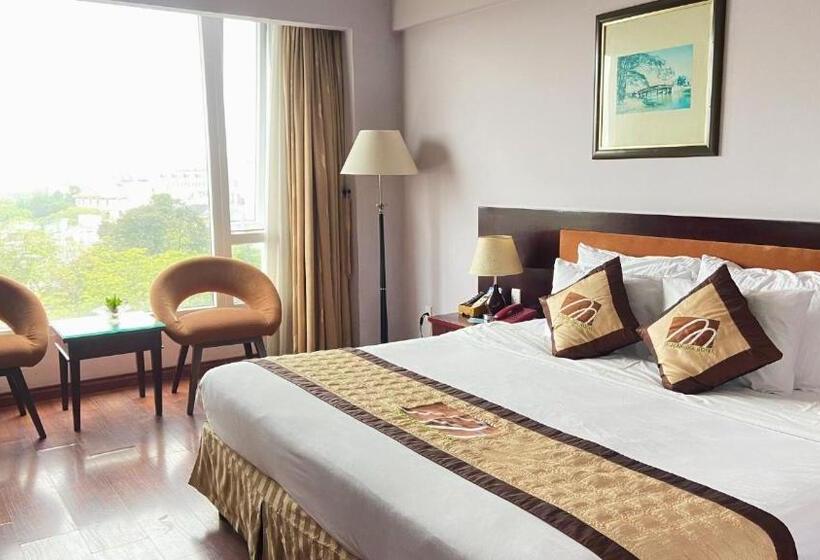 اتاق سوپریور با چشم‌انداز شهر, Mondial Hotel Hue