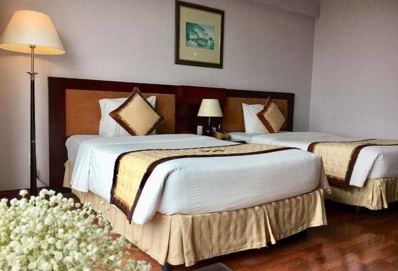 اتاق استاندارد با چشم‌انداز شهر, Mondial Hotel Hue