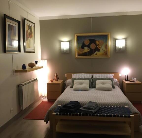 Номер Стандарт Вид на Бассейн, La Chambre Des Amis
