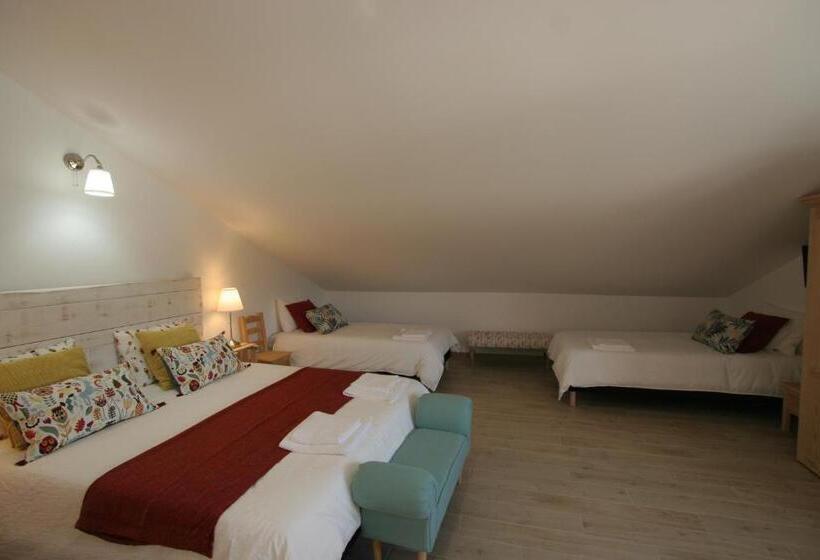 Quarto Triplo Estandar Vista Jardim, Casa Lagoa