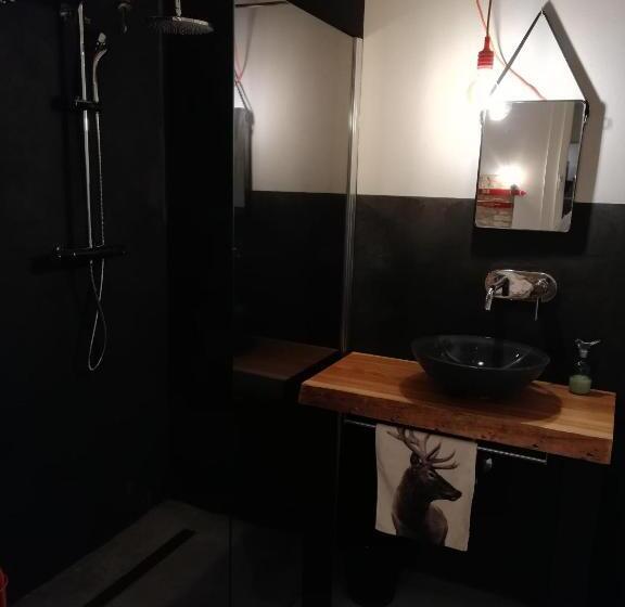 اتاق استاندارد, Zucchero Sui Baffi  Food Lovers B&b