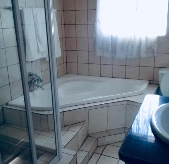 اتاق استاندارد, Tropical Paradise Guest House