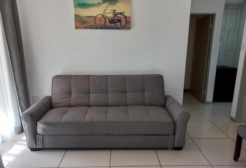 اتاق خانوادگی, Tropical Paradise Guest House