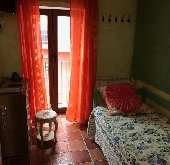 اتاق استاندارد یک نفره, Borgo La Forgia