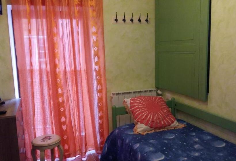 اتاق استاندارد یک نفره, Borgo La Forgia