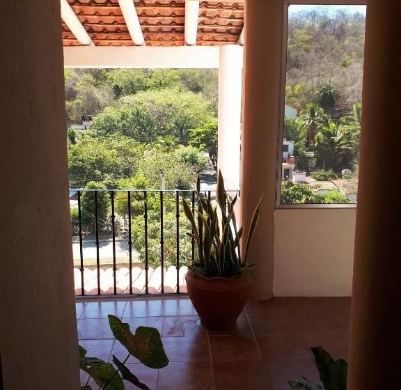 デラックスルーム, La Vivienda Villa
