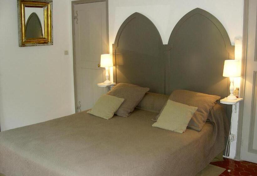 스탠다드 룸, Domaine Du Paraïs B&b