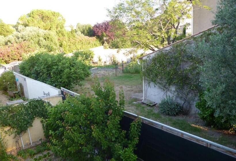 Standard room with outdoor bath, Chez Patrick Roujan
