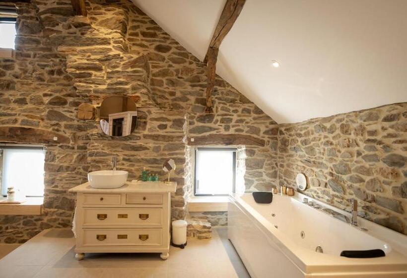 带大床的套房, Paddock Lodge   Suites Wellness & Chambres D Hôtes