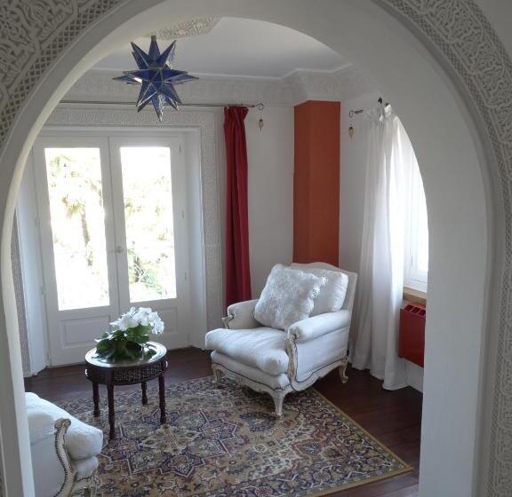 غرفة قياسية مطلّة علي الحديقة, Cote Jardin