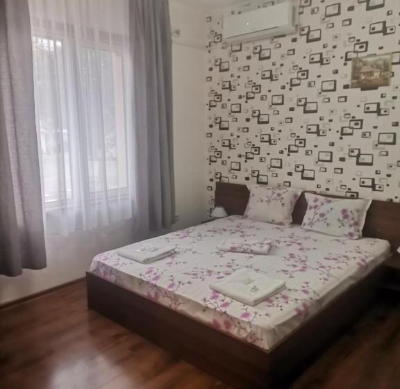 Номер Стандарт Трехместный, Teodora House