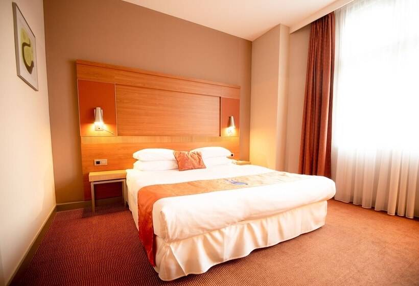 اتاق استاندارد با تخت دوبل, Mercure Ostrava Center