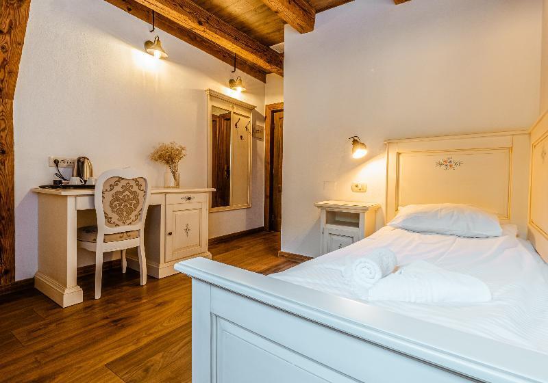 اتاق استاندارد با چشم‌انداز شهر, V Hotel Lavender