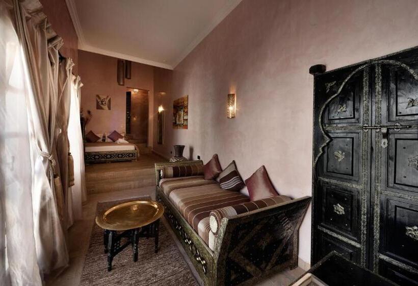 اتاق لوکس سه تخته, Riad Les Ammonites And Spa