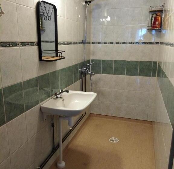Семейный Номер, Firsthome Guesthouse
