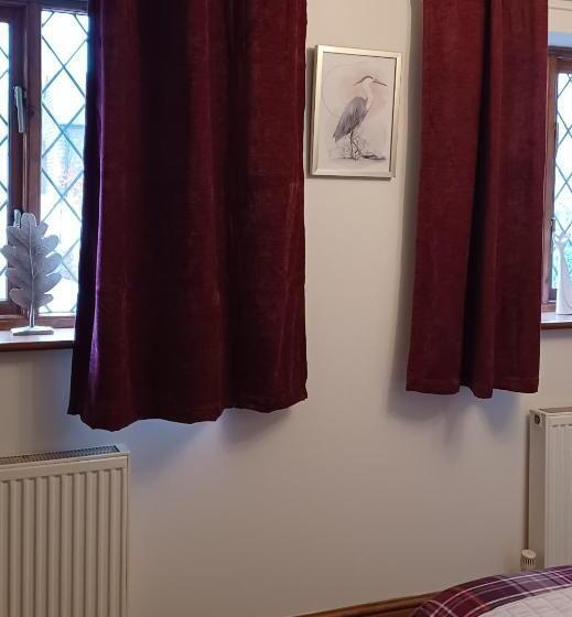 Номер Стандарт Совместная Ванная, Woodpeckers Cottage B&b