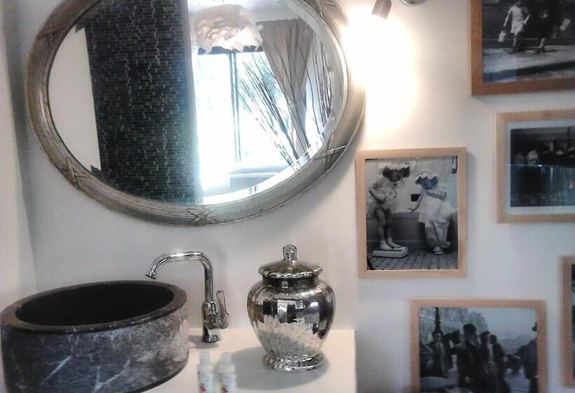 Номер Стандарт, La Maison De Charlie