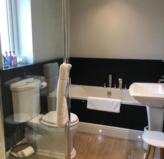 Полулюкс Одноместный с Террасой, Cliff Farmhouse B&b Suites