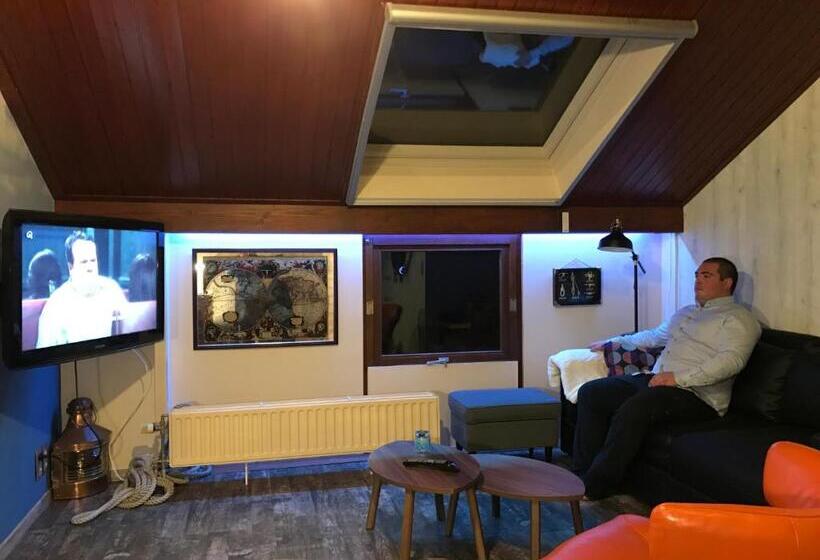 带阳台的豪华间, B&b Bij Moemee