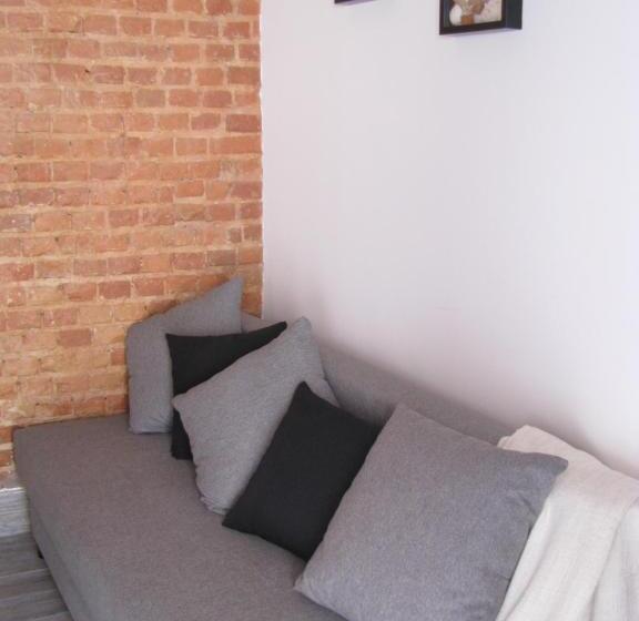 Семейное Студио, Galega Guest House