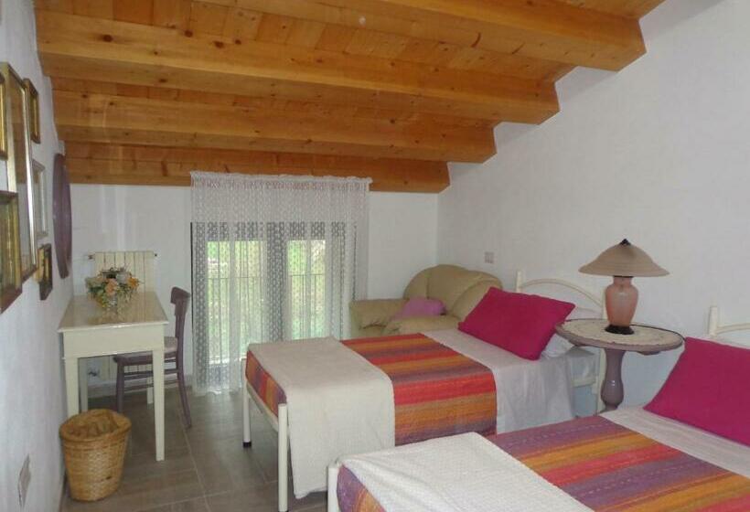 اتاق استاندارد, Agriturismo Sorgente Di Luna
