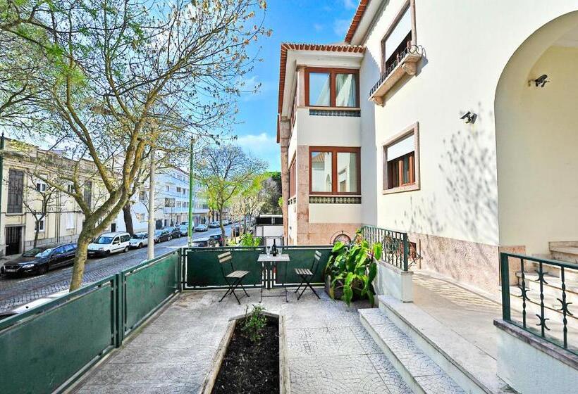 سوییت اجرایی, Cosy Bedrooms Guest House