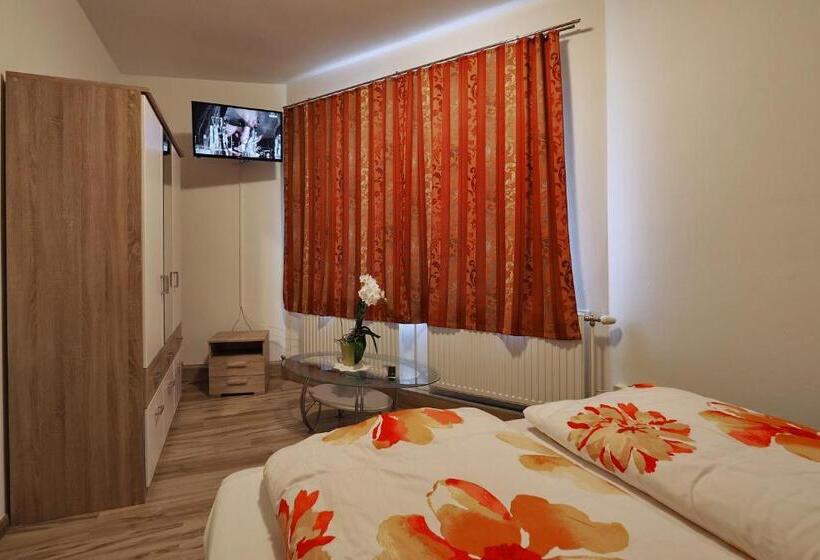 اتاق استاندارد, Hofmanns B&b