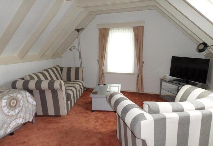 Семейный Номер Deluxe, B&b Huize Cossee