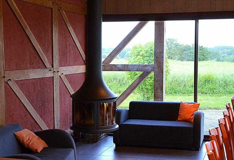 ガーデンビュースタンダードルーム, Hameau Des Damayots