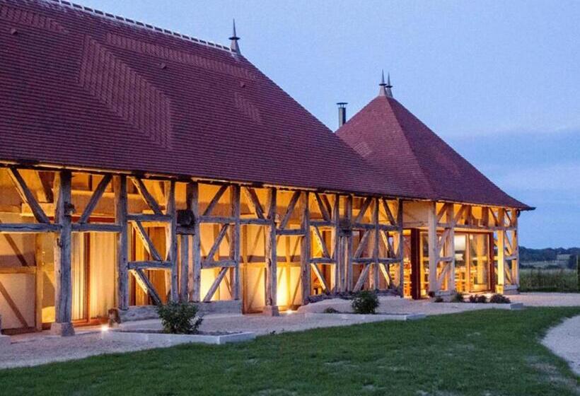ガーデンビュースイート, Hameau Des Damayots