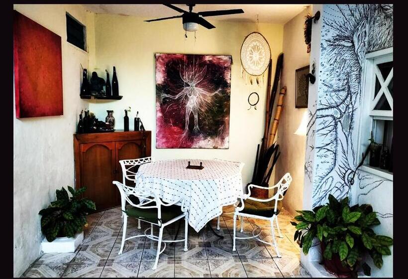 Standard room with outdoor bath, Casa Del Pintor Chetumal
