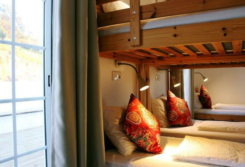 Кровать в Общей Комнате, Sunshine Hostel