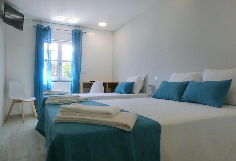 اتاق پریمیوم سه تخته, Enjoy Viana   Guest House