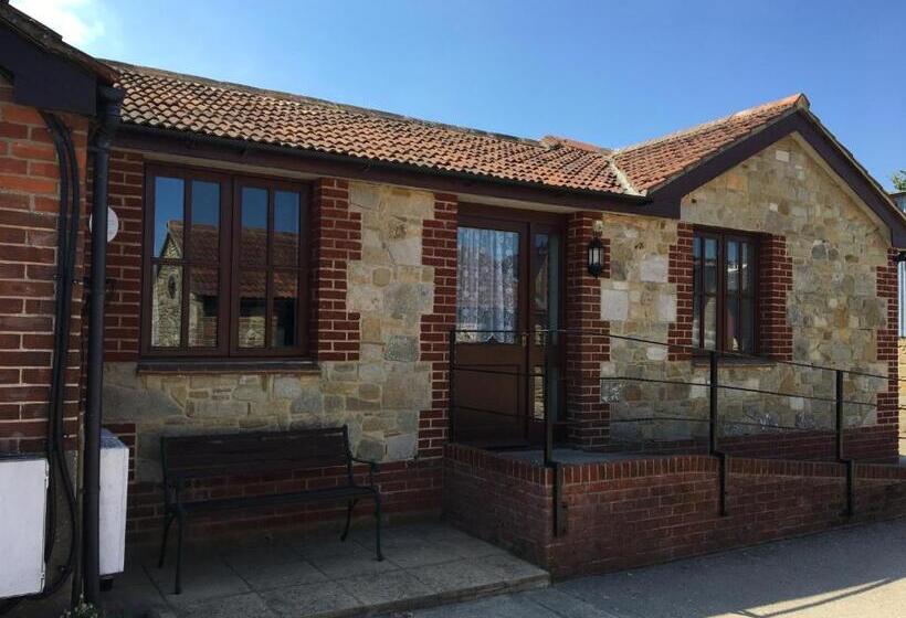 Апартаменты 1 Спальня Вид на Море, Stable Cottages