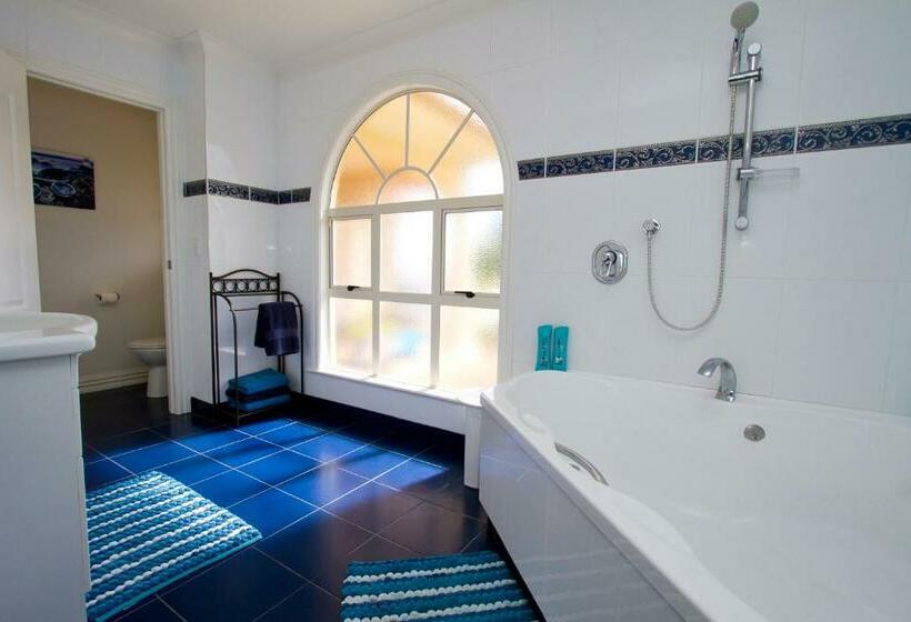اتاق لوکس خانوادگی, Rua Resort