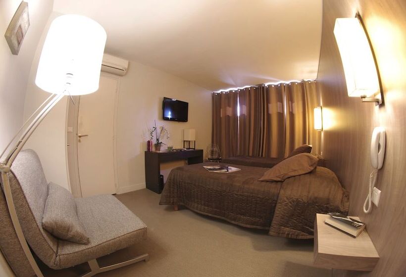 Номер Стандарт Трехместный, Bliss Hôtel