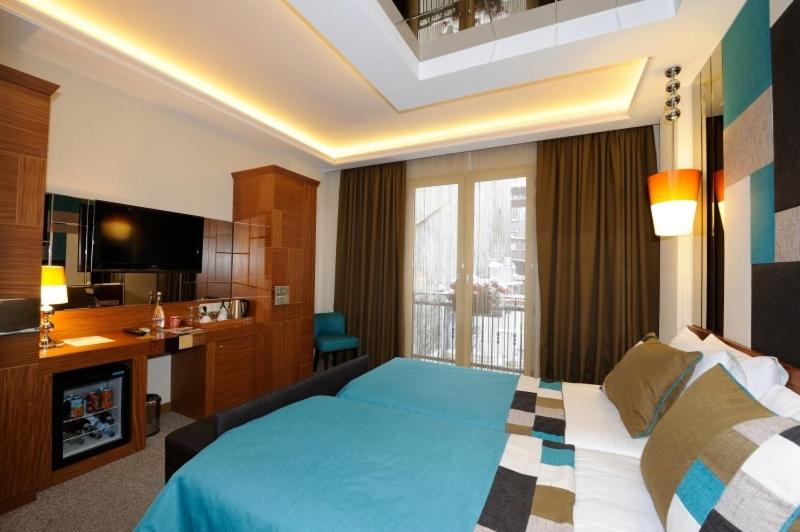 اتاق استاندارد, Collage Taksim