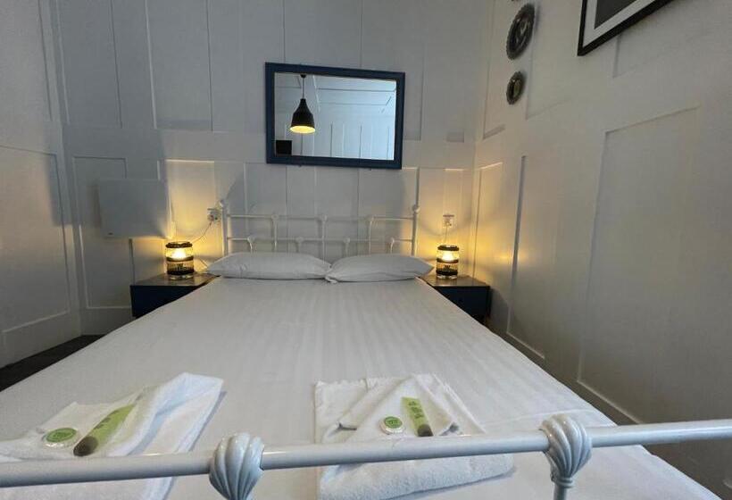 Номер Basic, Elmora House