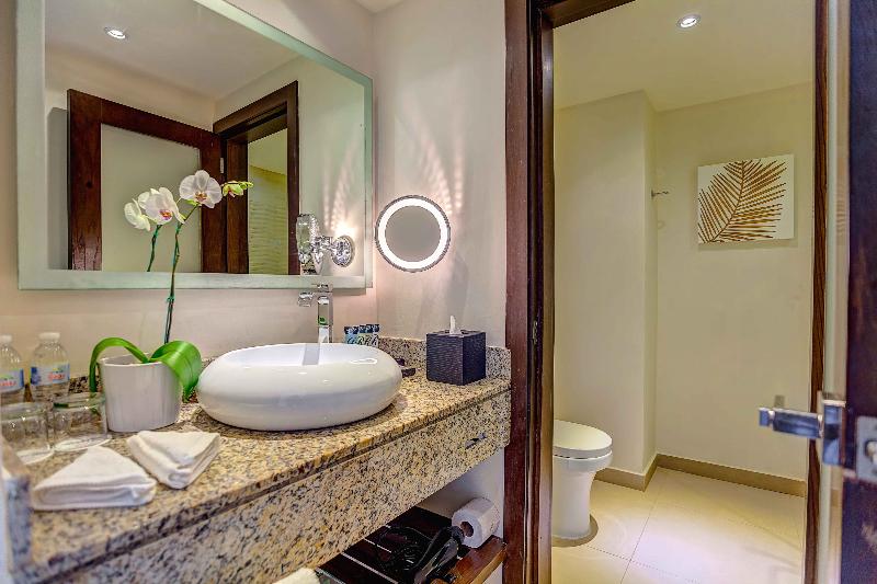 اتاق لوکس با چشم‌انداز دریا, Royalton Punta Cana, An Autograph Collection Allinclusive Resort & Casino