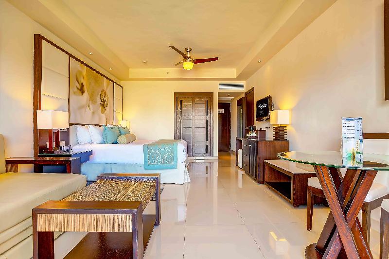 اتاق لوکس با چشم‌انداز دریا, Royalton Punta Cana, An Autograph Collection Allinclusive Resort & Casino