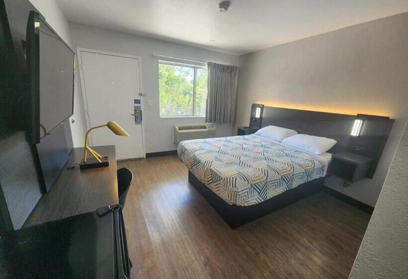 适合残疾人使用的标准间, Motel 6 Venice, Fl