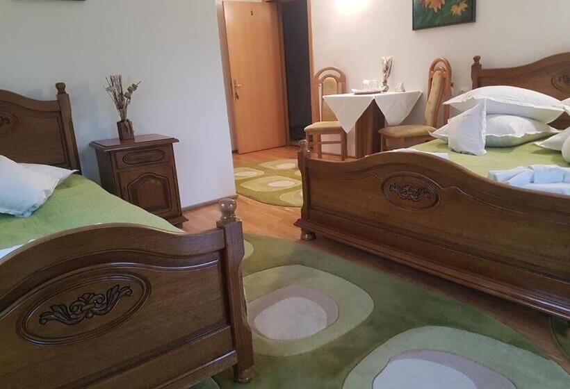 Номер Стандарт Трехместный, Grandemi Belvedere Bucovina