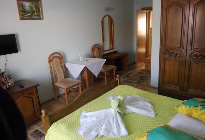 Номер Стандарт Вид на Горы, Grandemi Belvedere Bucovina