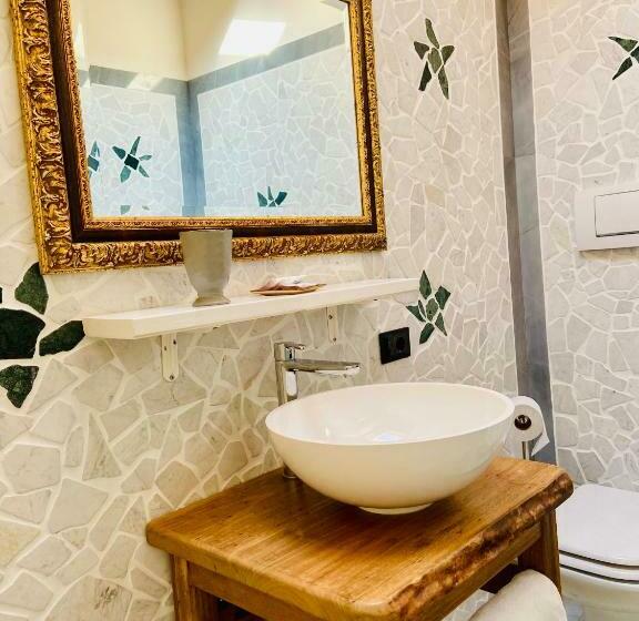 Номер Стандарт, Cà Donzella