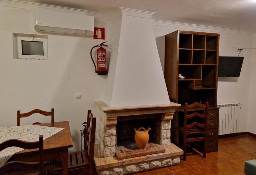 Estúdio Familiar, Casa Dos Santos Alojamento   Guest House
