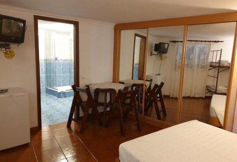 Quarto Familiar, Casa Dos Santos Alojamento   Guest House