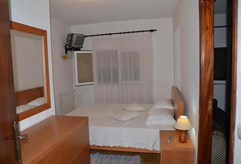 Escritório Estándar, Casa Dos Santos Alojamento   Guest House