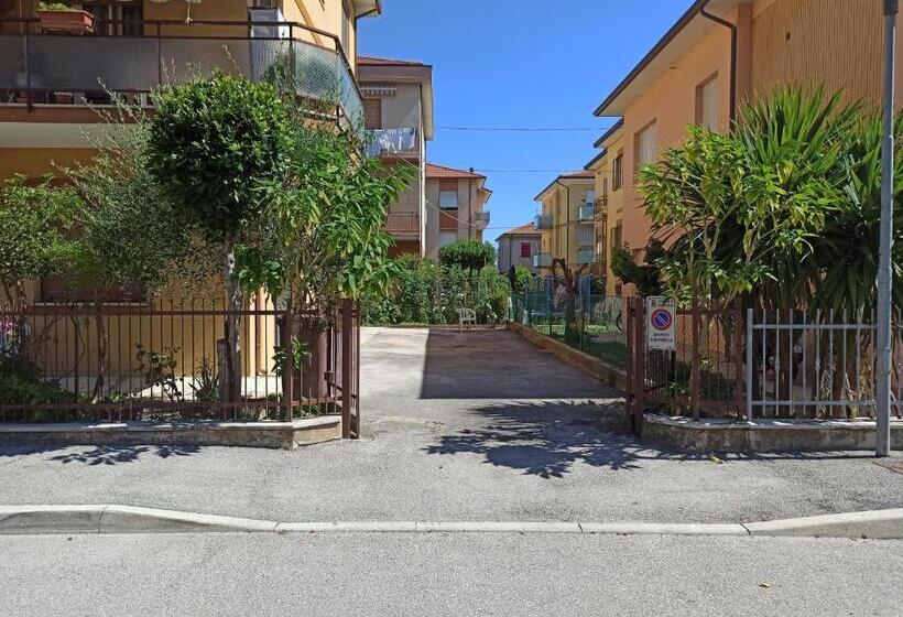 スタンダードルーム, B&b Casa Fuori Casa 200 Mt Dal Casello Autostradale